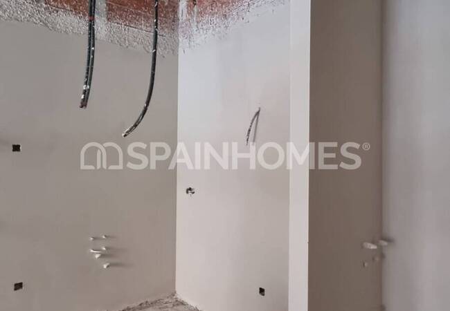 Flats in a Beachside Complex with Pool in Torrevieja Alicante 41
