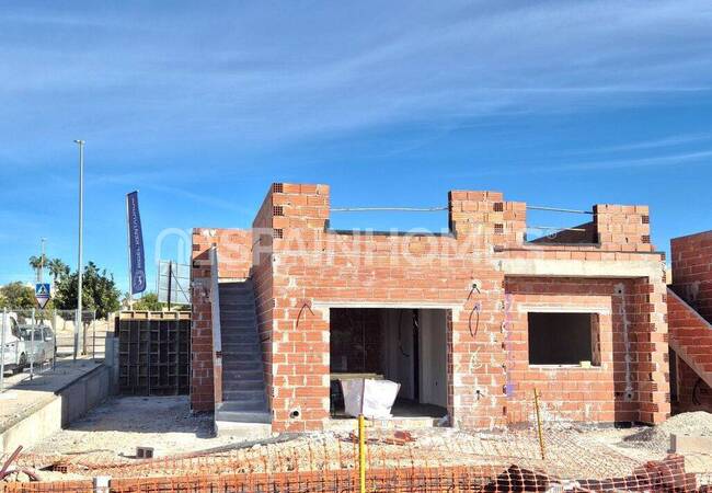 Vrijstaande Huizen Met Privé Zwembad In La Marina Alicante 9