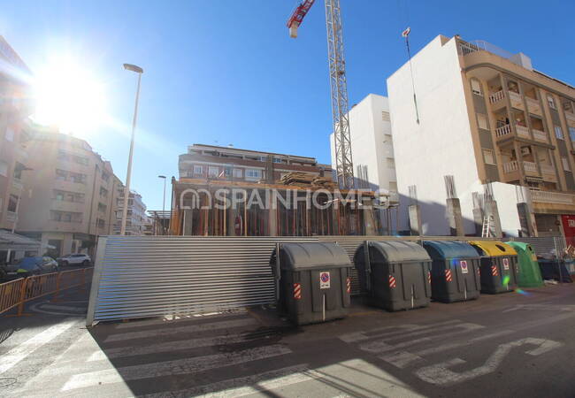 Torrevieja Alicante'de Çatı Havuzlu Sitede Daireler 11