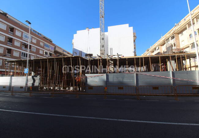 Torrevieja Alicante'de Çatı Havuzlu Sitede Daireler 12