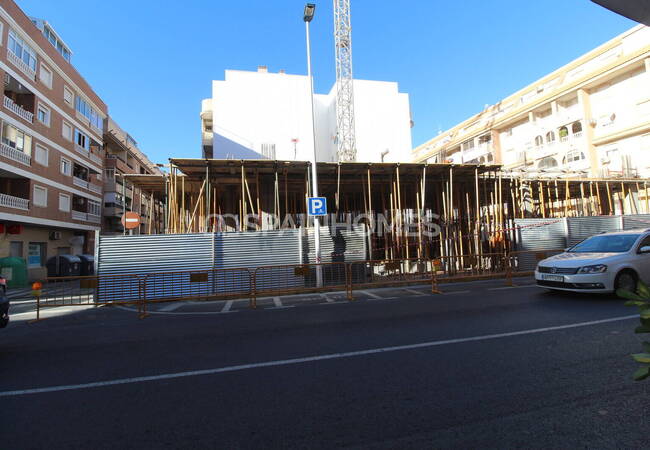 Torrevieja Alicante'de Çatı Havuzlu Sitede Daireler 15