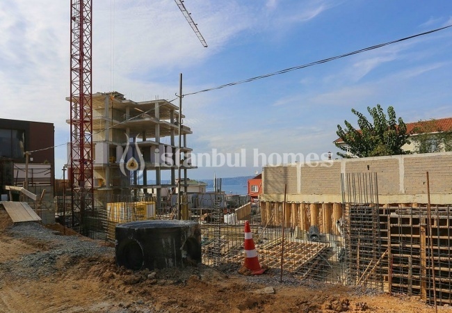 High-grade Flats with Admirable Bosphorus View in Beykoz 25