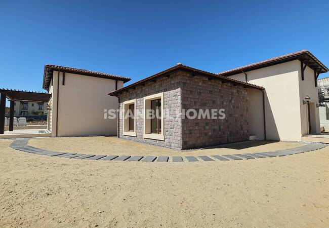 Luxury Villas at 2.5 Km From Buyukcekmece Lake in Istanbul 31