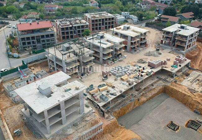 New Real Estate at the Junction of the Main Roads in Istanbul 23