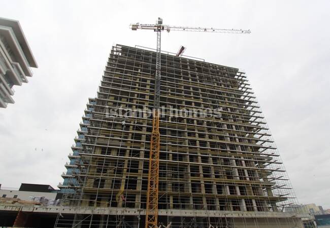 Istanbul, Kagithane Apartments in a Developing Area 29