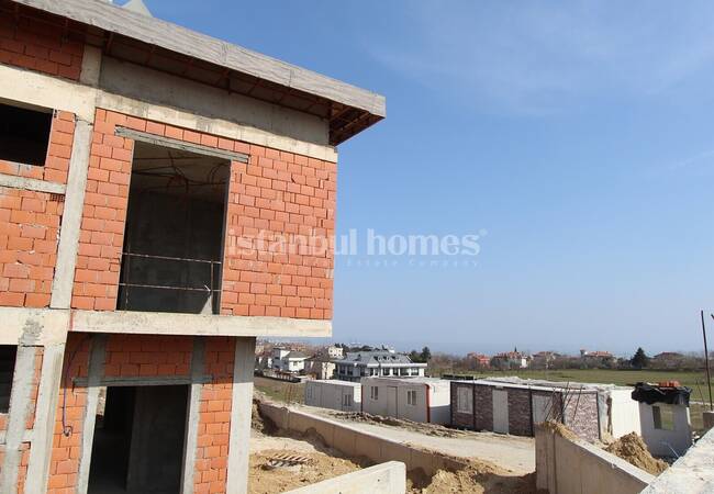 New Build Triplex Villas with Private Pool in Beylikduzu 51