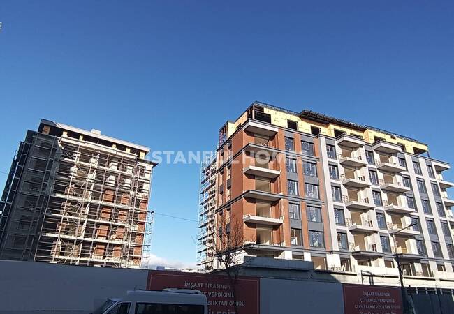 萨利耶综合楼市景公寓 14