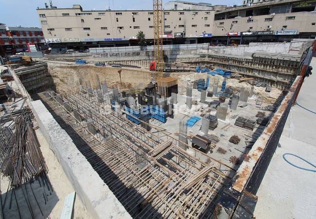 Bureaux À Domicile À Investir À Zeytinburnu Près Du Métro 18