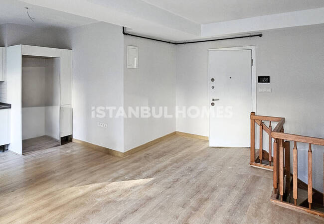 Wohnung In Fußnähe Zur Küste In Osmanaga Kadiköy 9