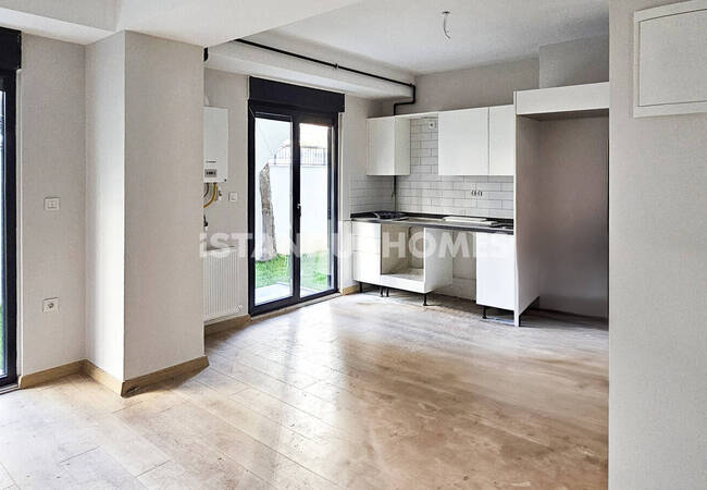 Wohnung In Fußnähe Zur Küste In Osmanaga Kadiköy 7