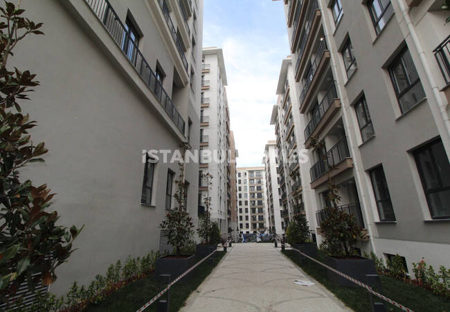 Investment Properties 1 Km From the Sea in Beylikduzu 19