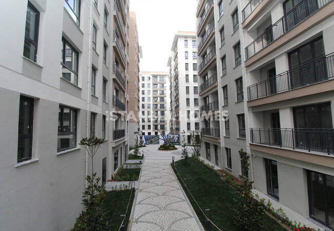 Investment Properties 1 Km From the Sea in Beylikduzu 20