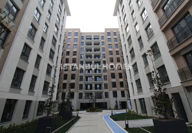 Investment Properties 1 Km From the Sea in Beylikduzu 23