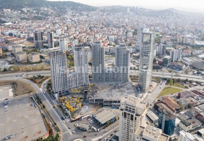 Meerblick Wohnungen Im Komplex Nahe Der U-bahn In Kartal 22