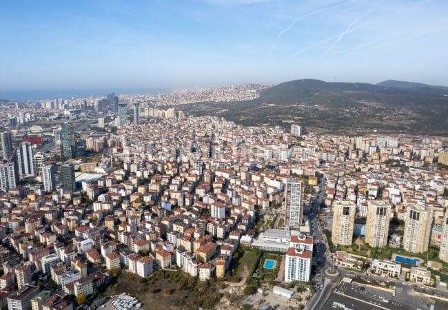 Meerblick Wohnungen Im Komplex Nahe Der U-bahn In Kartal 31