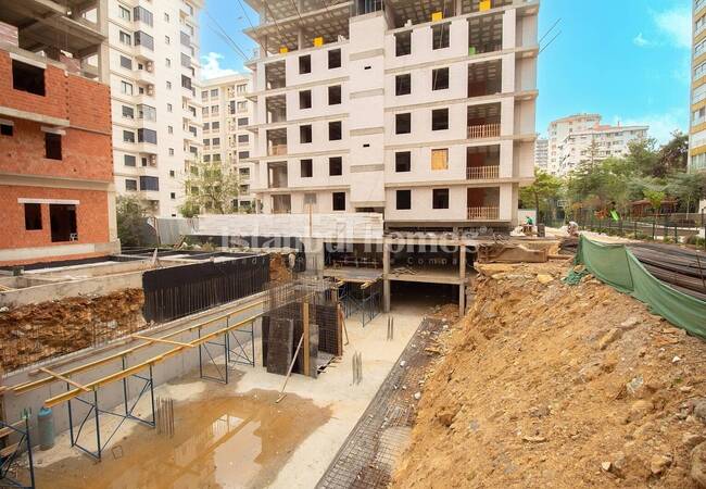 Separate Kitchen Apartments in a Building in Erenkoy Kadikoy 6