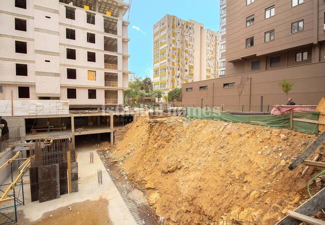 Separate Kitchen Apartments in a Building in Erenkoy Kadikoy 8