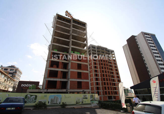 Kartal'da Metro İstasyonuna Yakın Havuzlu Satılık Daireler 18