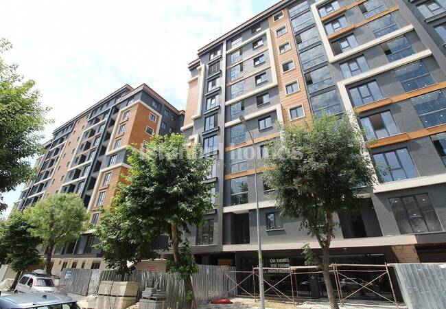 Apartments with Investment Opportunity in Kucukcekmece Istanbul 18