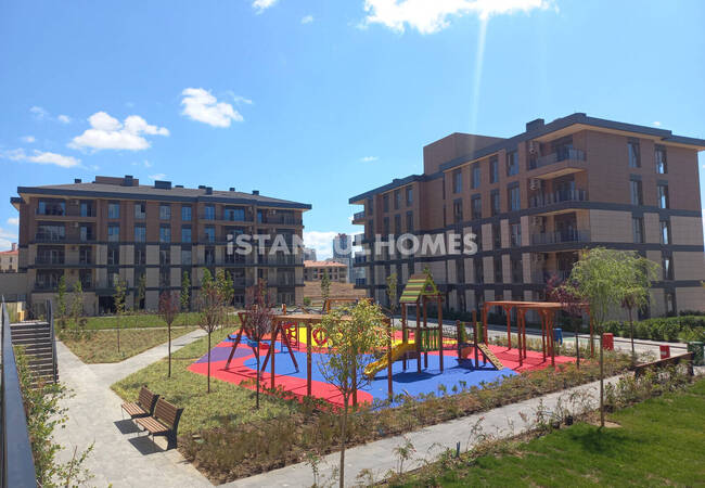 شقق في مجمع سكني مع مسبح وأمن في باشاك شهير 13