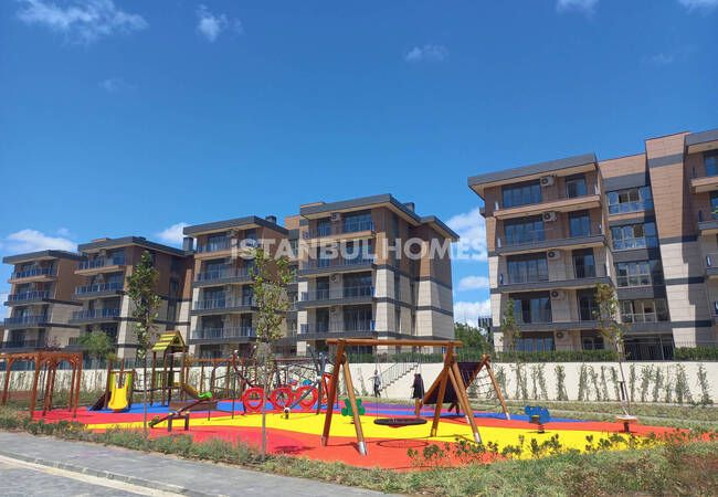 شقق في مجمع سكني مع مسبح وأمن في باشاك شهير 16