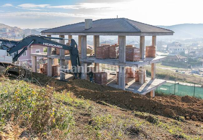 Triplex Villa with Private Pool and Garden in Istanbul Sile 5