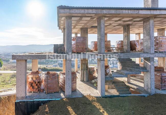 Triplex Villa with Private Pool and Garden in Istanbul Sile 2