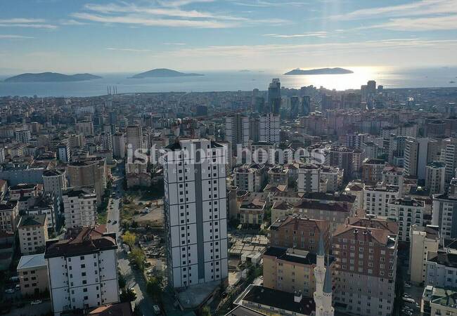 Flats in Complex with Pool in Maltepe Istanbul 12