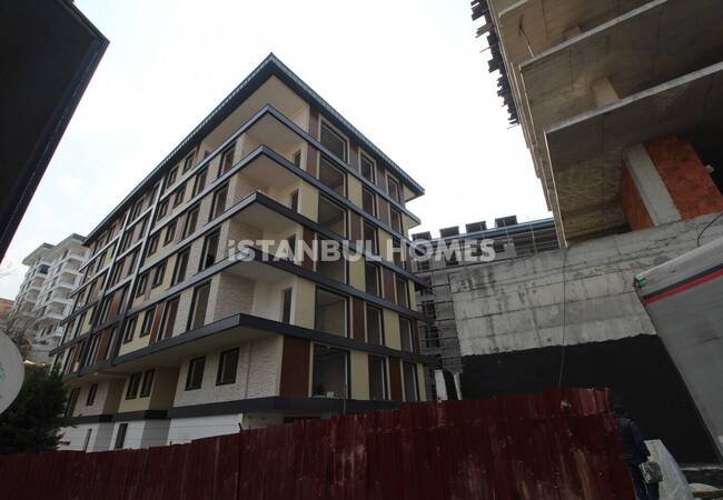 شقق حديثة في مجمع معماري رائع في أوسكودار تشنغلكوي 18