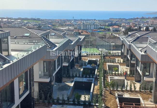 Luxury Villas with Smart Home Systems in Beylikdüzü 18