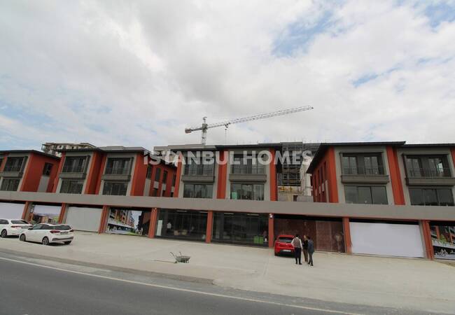伊斯坦布尔巴萨谢希尔 (basaksehir)带花园和阳台的宽敞房屋 5