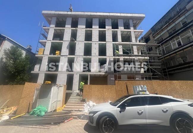 İstanbul Kadıköy'de Metroya ve Denize Yakın Şık Daireler 1