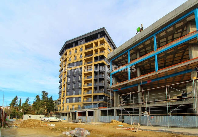 Appartements Prêts Dans Un Complexe Près De La Route À Istanbul 27
