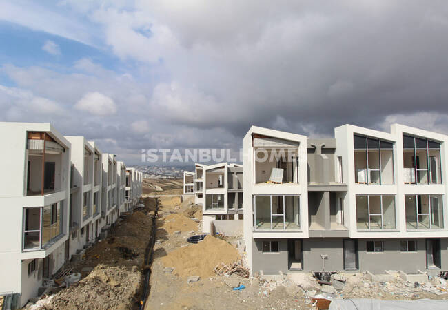 منازل تربلكس مكونة من 4 غرف نوم في باشاك شهير في اسطنبول 30