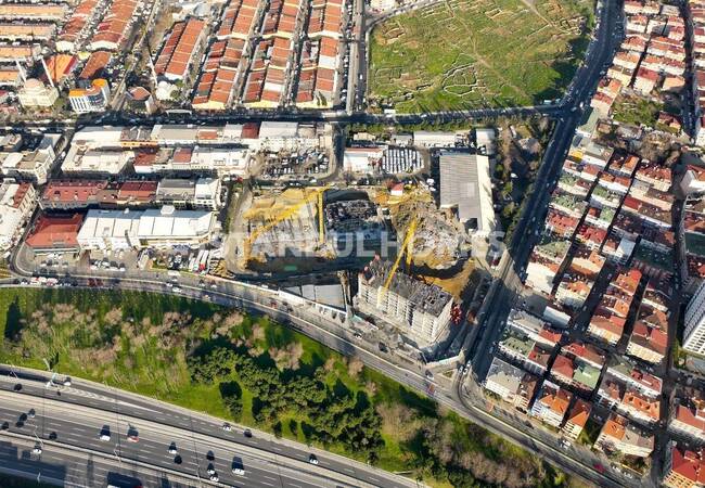 Недвижимость в благоустроенном комплексе в Стамбуле, Султангази 30