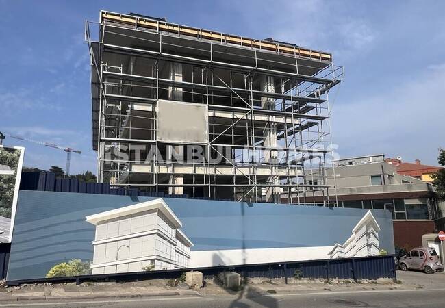 مركز أعمال بالقرب من محطة مترو أسكودار 4