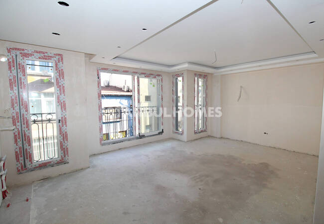 贝伊奥卢区黄金地段的优雅公寓 8