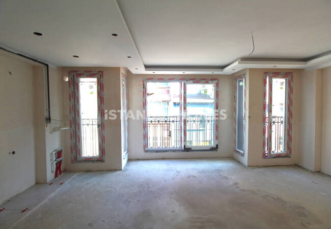 贝伊奥卢区黄金地段的优雅公寓 9