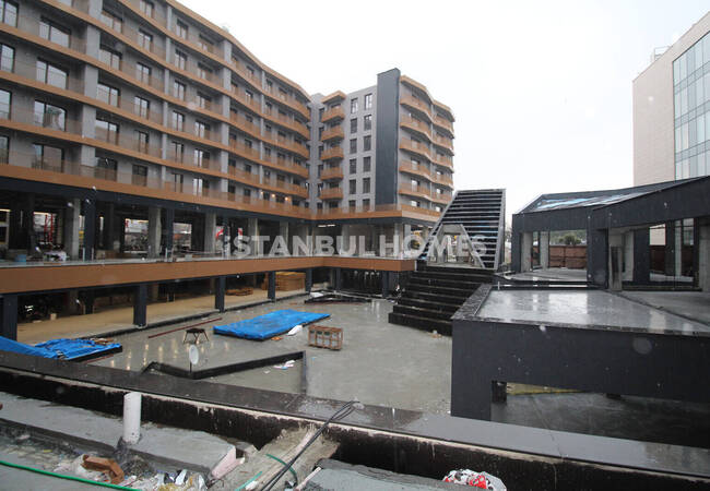 İstanbul Küçükçekmece'de Avm'ye Yakın Şık Daireler 14