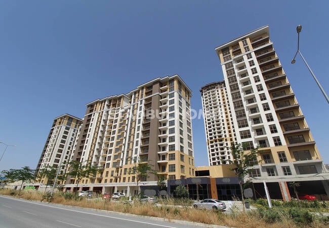 Luxurious Flats with Pool, Gym and City Views in Istanbul Avcılar 18