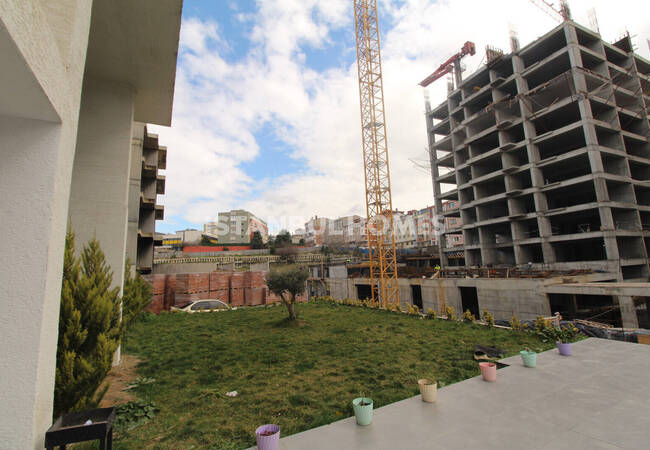 Apartments for Sale Near Public Transportation in Bağcilar 17