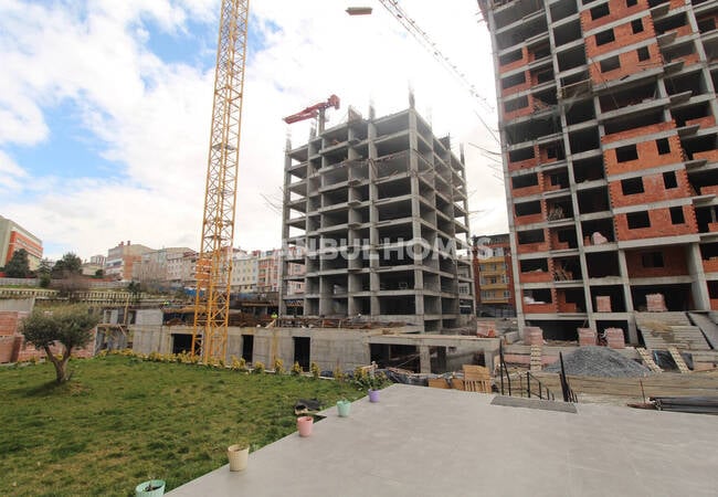 Apartments for Sale Near Public Transportation in Bağcilar 18