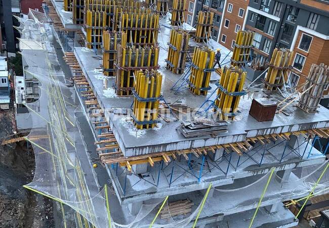 Elegant Apartments with Indoor Pool in Kucukcekmece 19