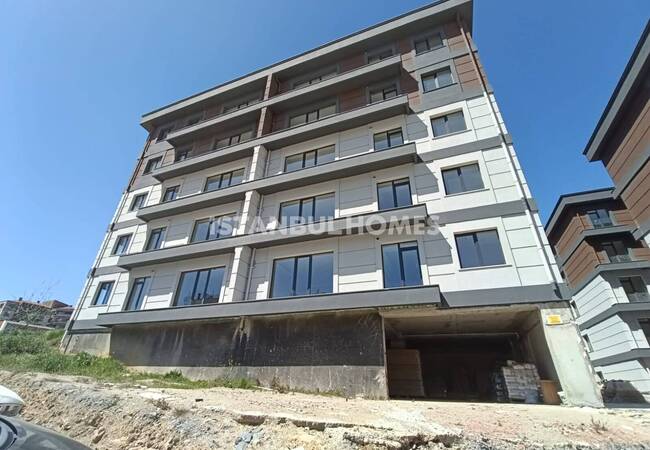 巴沙克谢希尔黄金地段的宽敞公寓 23