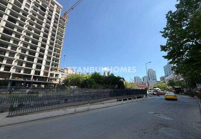 İstanbul Sarıyer'de Otoparklı Sitede Yatırımlık Daireler 10