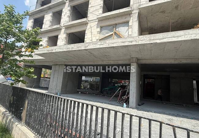Shops in a Mixed-use Project in İstanbul Sarıyer 10