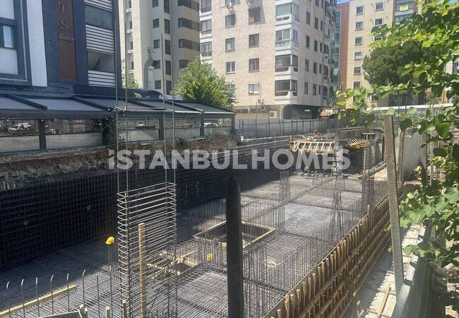Middle Floor Apartments with Car Park in Kadikoy Istanbul 8