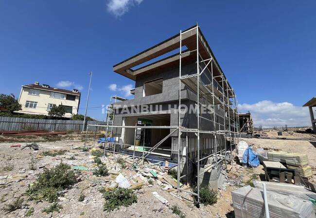 Detached Villas with Private Pools in Sancaktepe İstanbul 37