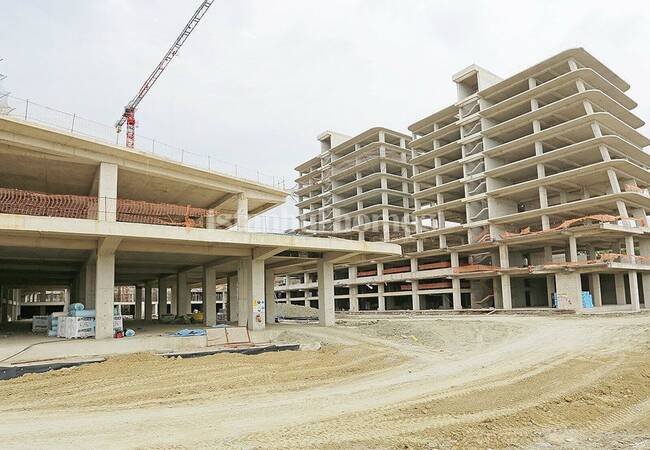 شقق في اسطنبول بالقرب من البحر في مجمع ساحلي رائع 34