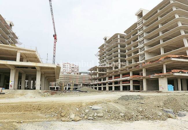 شقق في اسطنبول بالقرب من البحر في مجمع ساحلي رائع 35